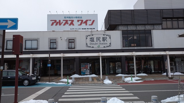 塩尻駅東口